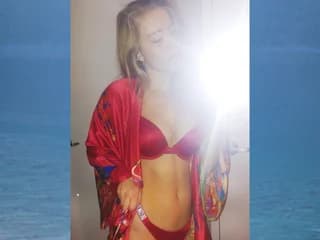 WebCAM of AlexandraDays