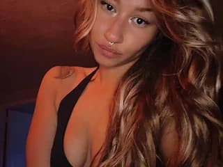 GoddessSerenity444 WebCAM 