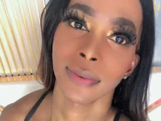 WebCAM of LorettaSaennz