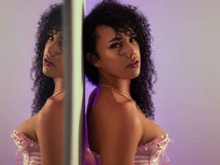 WebCAM von ParisMiller22