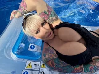 krisztinaserenyxxx WebCAM 